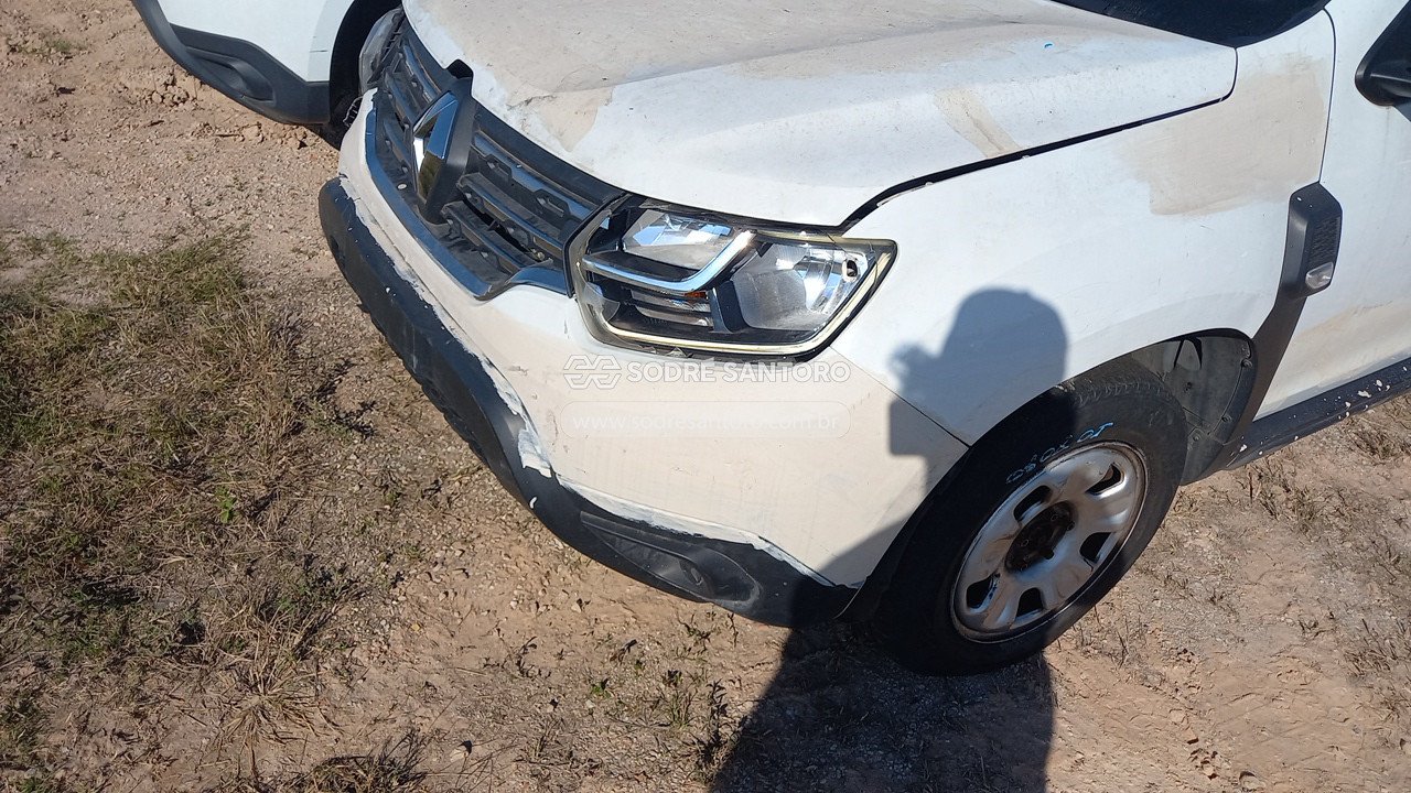 Foto 10 de 13: RENAULT - DUSTER ZEN 16 2021/2022