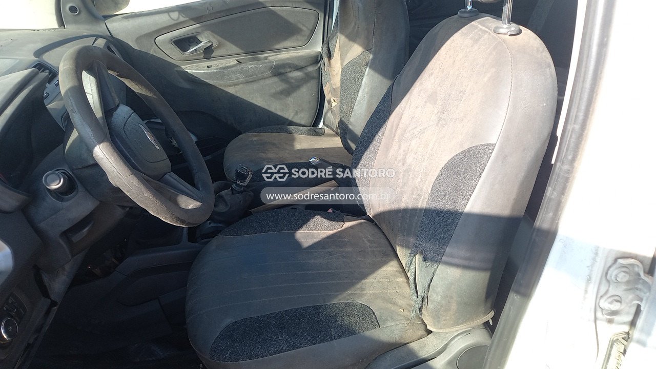 Foto 8 de 13: CHEVROLET - SPIN 1.8L MT LS E 2018/2019