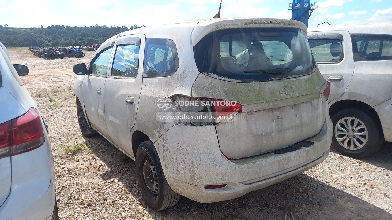 Foto 2: CHEVROLET - SPIN 1.8L MT LS E 2018/2019