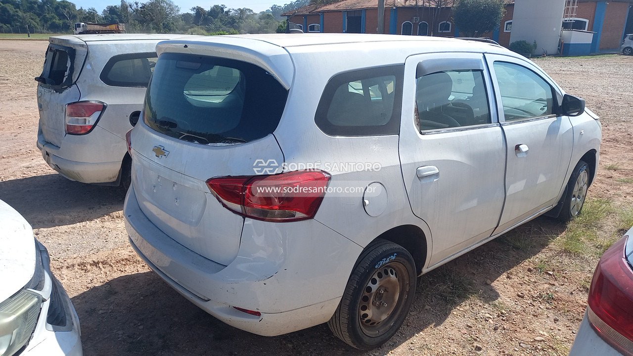 Foto 4: CHEVROLET - SPIN 1.8L MT LS E 2018/2019