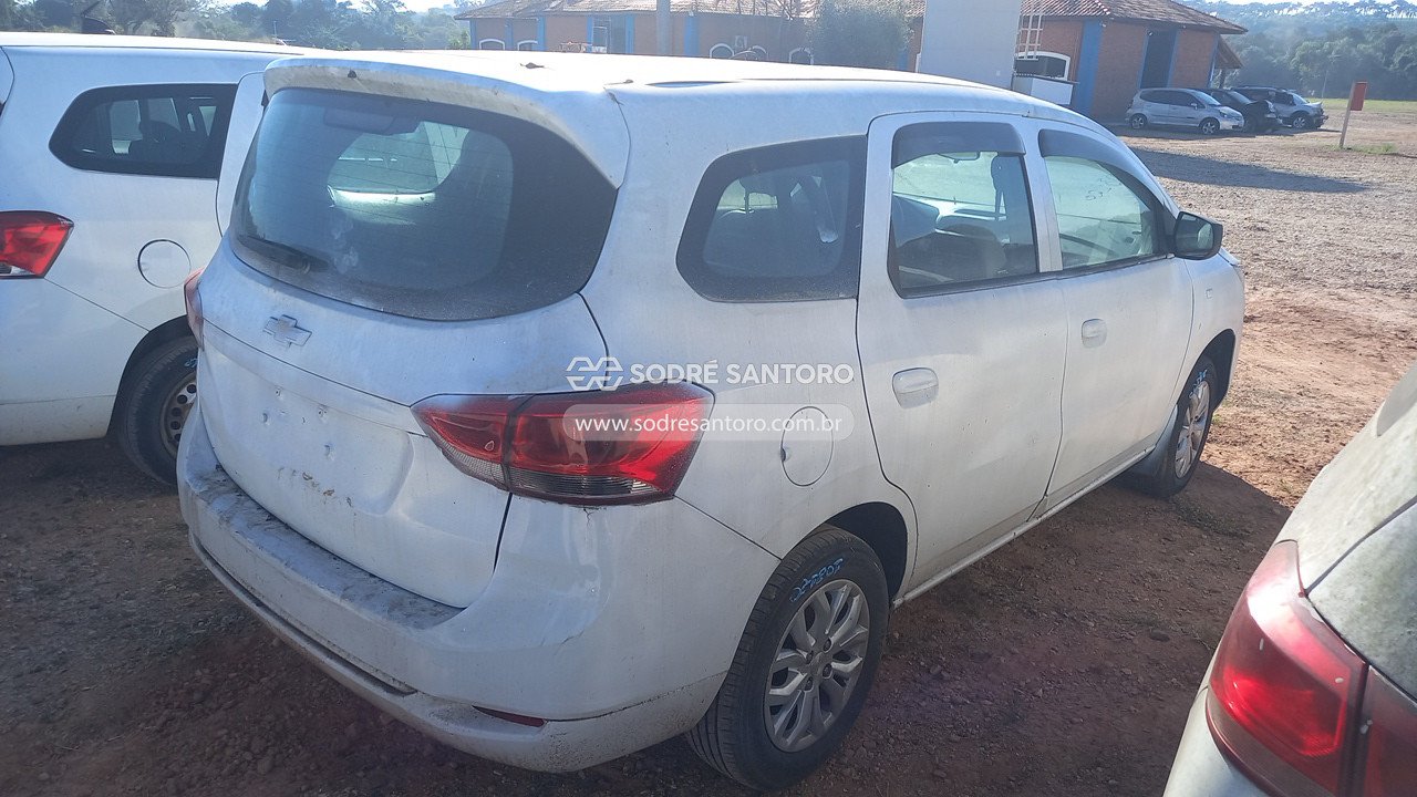 Foto 4: CHEVROLET - SPIN 1.8L MT LS E 2019/2020