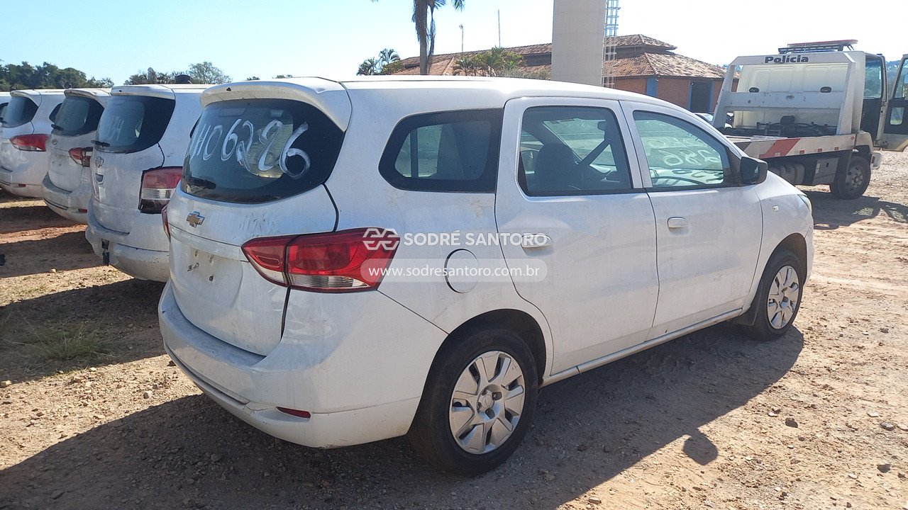 Foto 4: CHEVROLET - SPIN 1.8L MT LS E 2019/2020