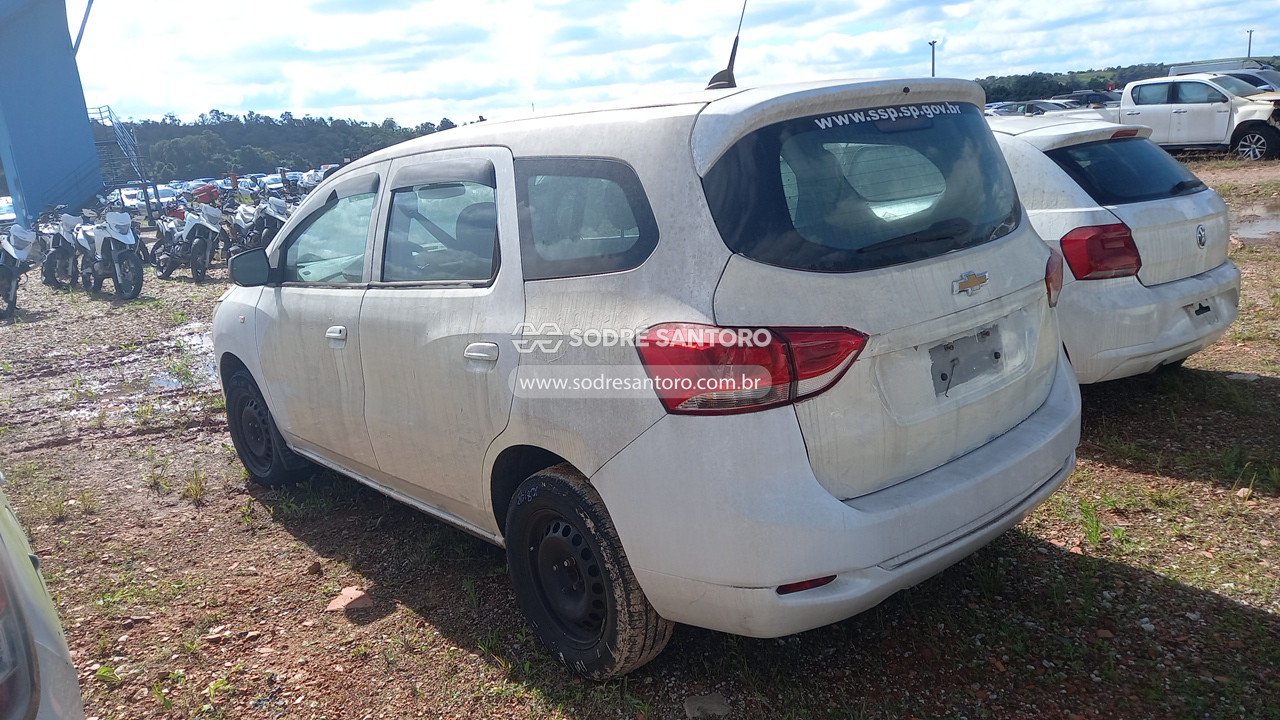 Foto 2: CHEVROLET - SPIN 1.8L MT LS E 2018/2019