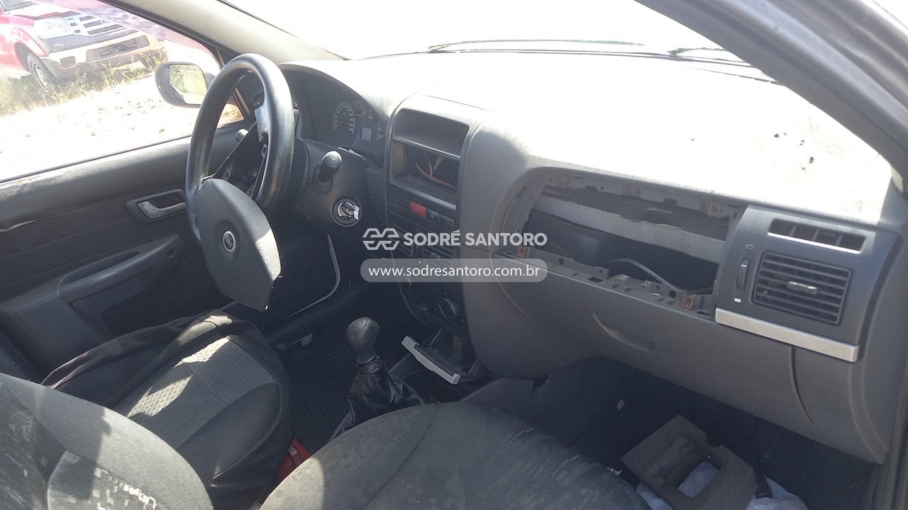 Foto 7 de 13: FIAT - PALIO WEEK HLX FLEX 2004/2005