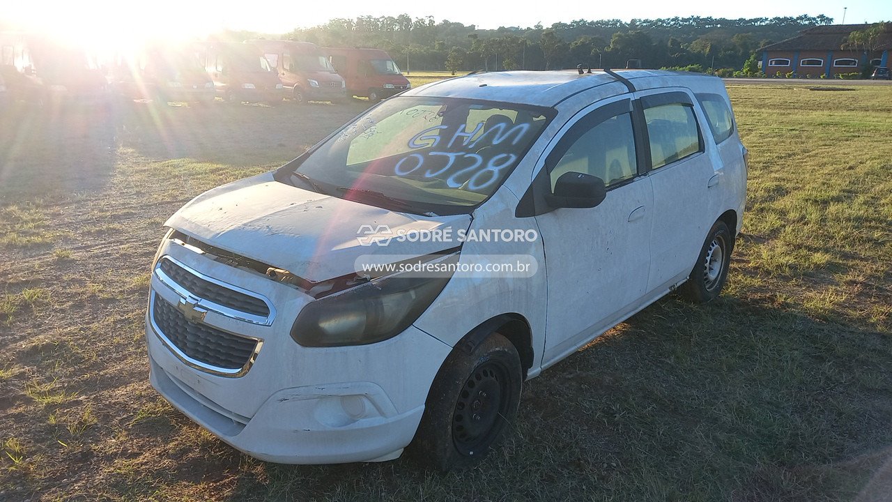 Foto 3: CHEVROLET - SPIN 1.8L MT LT 2017/2018