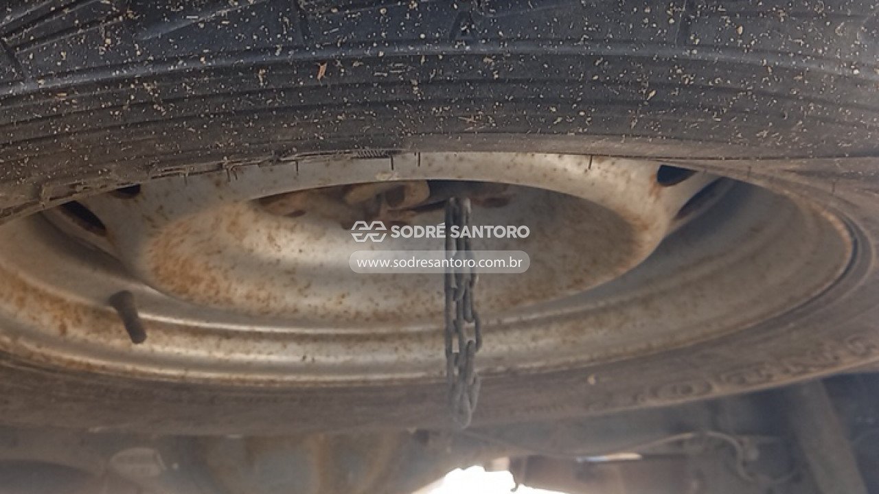 Foto 9 de 13: TOYOTA - HILUX SW4 4X2SR 2014/2014