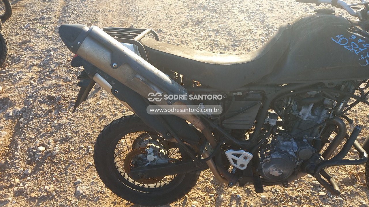 Foto 11 de 13: YAMAHA - XT 660R 2011/2012