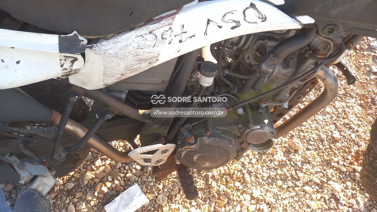 Foto 6 de 13: YAMAHA - XT 660R 2011/2012
