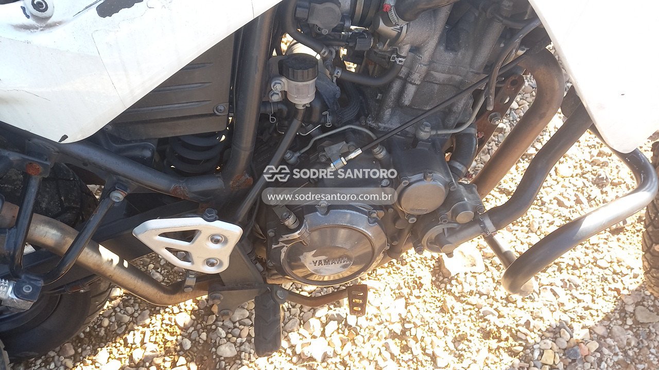 Foto 6 de 13: YAMAHA - XT 660R 2016/2017