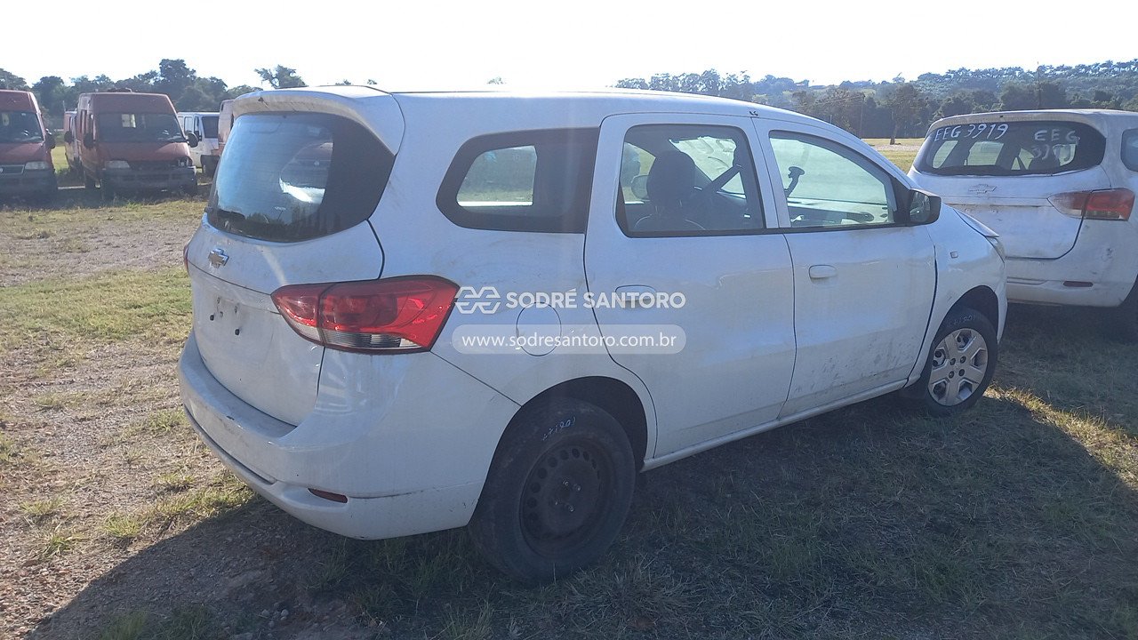 Foto 4: CHEVROLET - SPIN 1.8L MT LS E 2019/2020