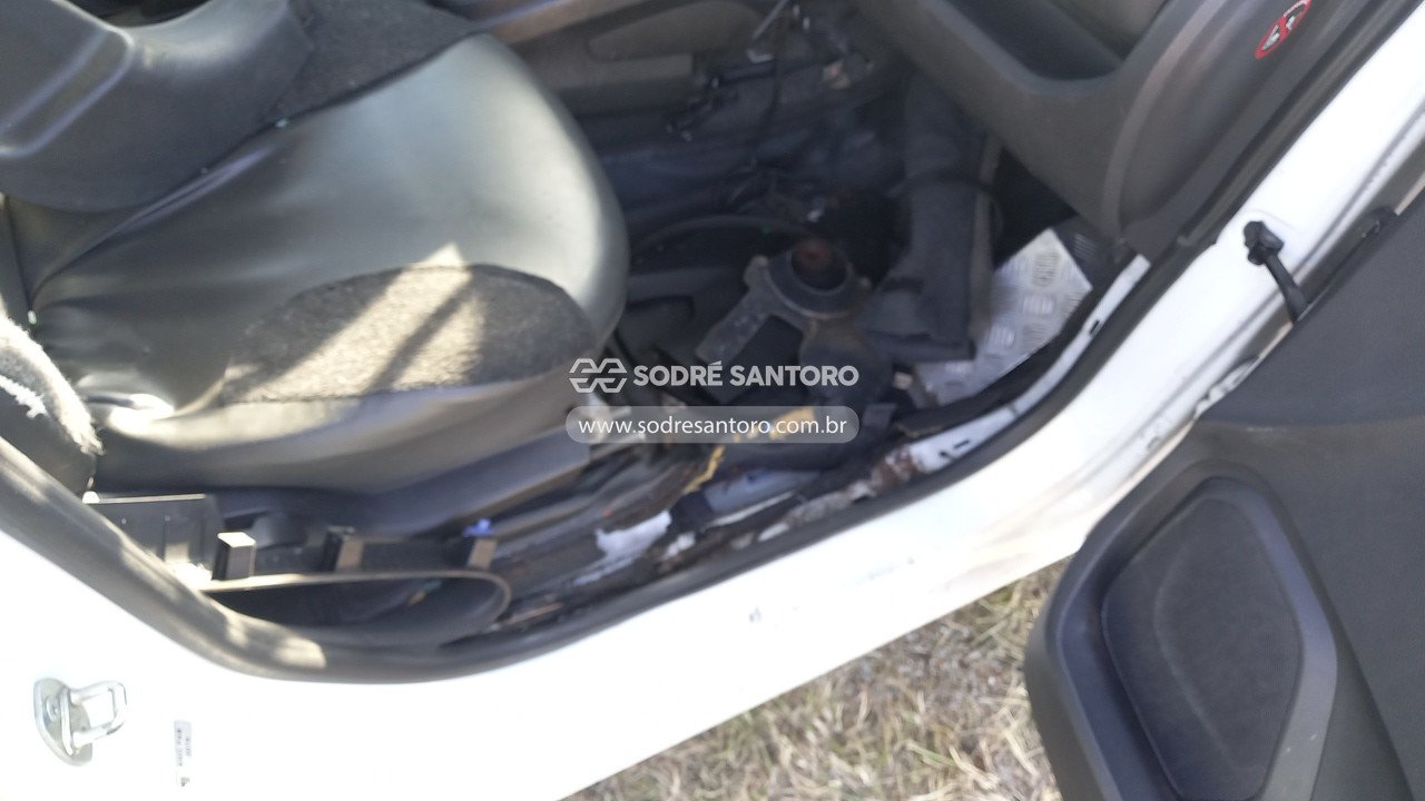 Foto 10 de 13: CHEVROLET - SPIN 1.8L MT LS E 2019/2020