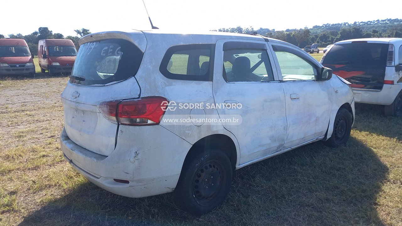 Foto 4: CHEVROLET - SPIN 1.8L MT LS E 2018/2019