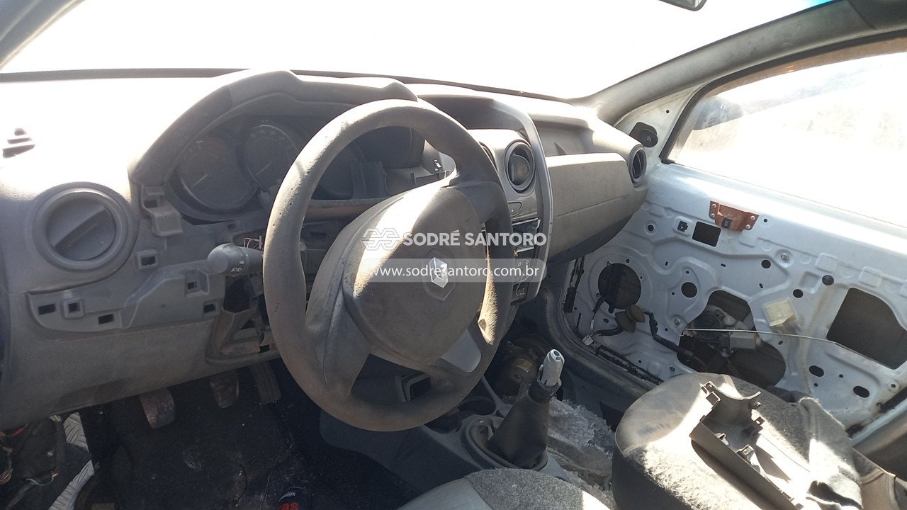 Foto 6 de 13: RENAULT - DUSTER 16 E 4X2 2015/2016