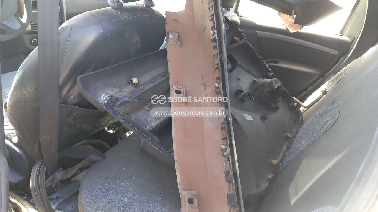 Foto 10 de 13: RENAULT - DUSTER 16 E 4X2 2015/2016