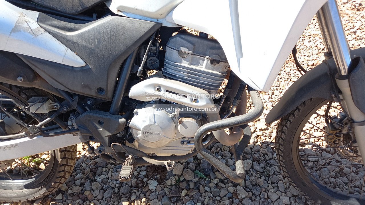 Foto 6 de 13: HONDA - XRE 300 P 2014/2014