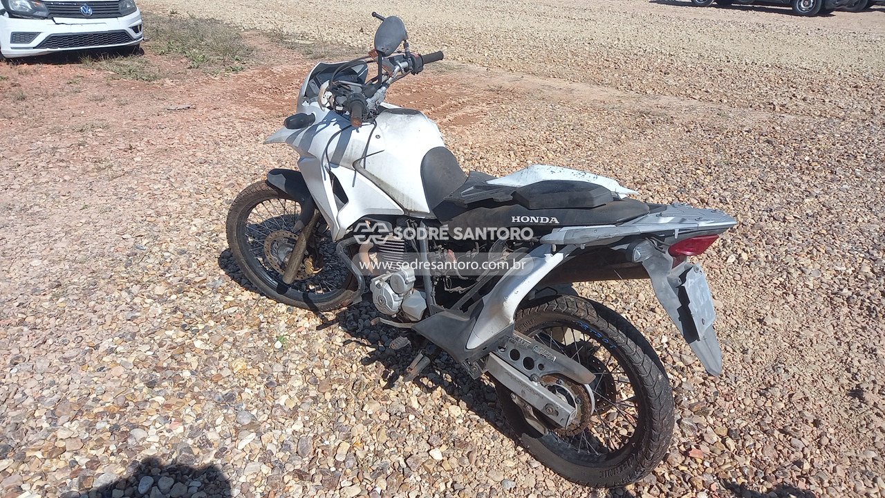 Foto 2: HONDA - XRE 300 2016/2016
