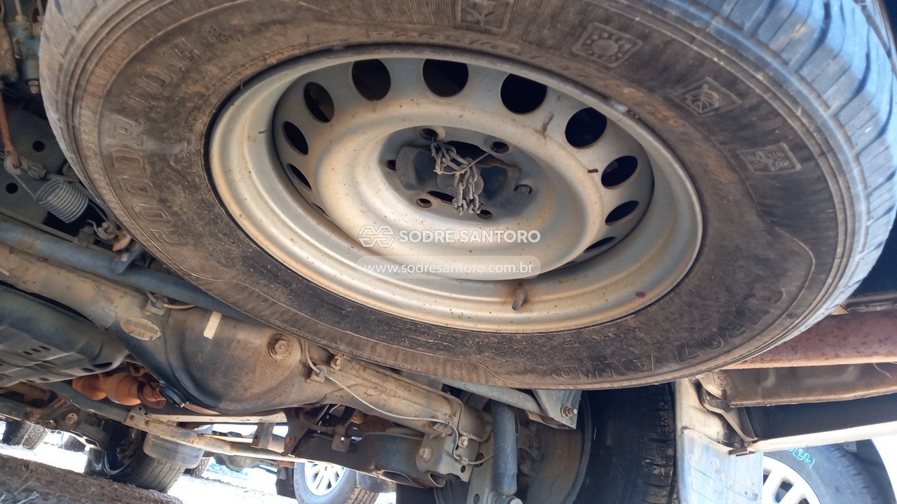 Foto 9 de 13: TOYOTA - HILUX SW4 4X2SR 2014/2014