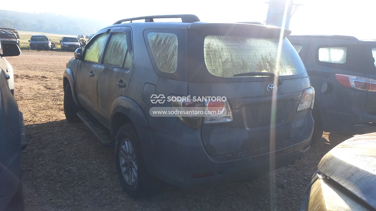 Foto 2: TOYOTA - HILUX SW4 2014/2014