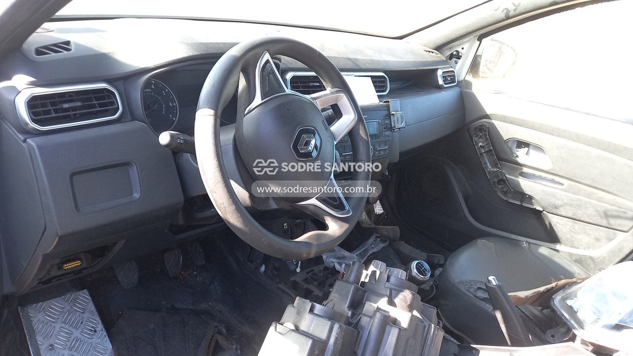 Foto 6 de 13: RENAULT - DUSTER ZEN 16 2021/2022