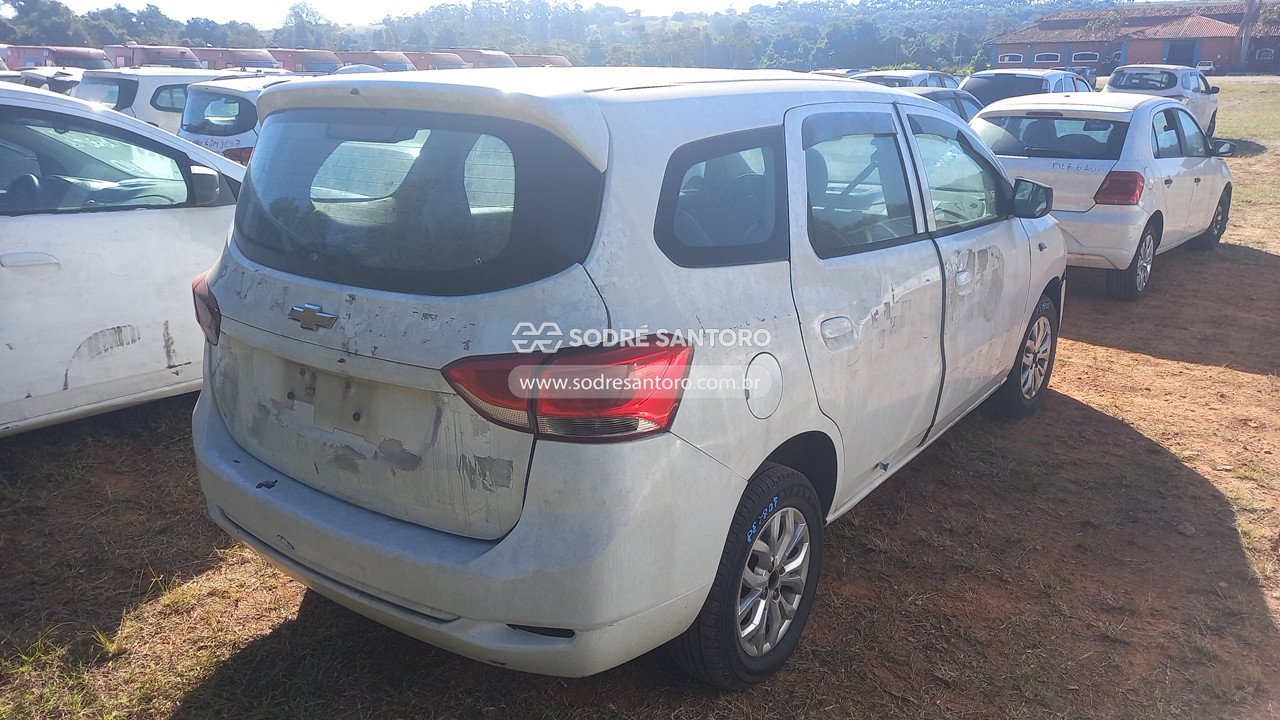 Foto 4: CHEVROLET - SPIN 1.8L MT LS E 2019/2020