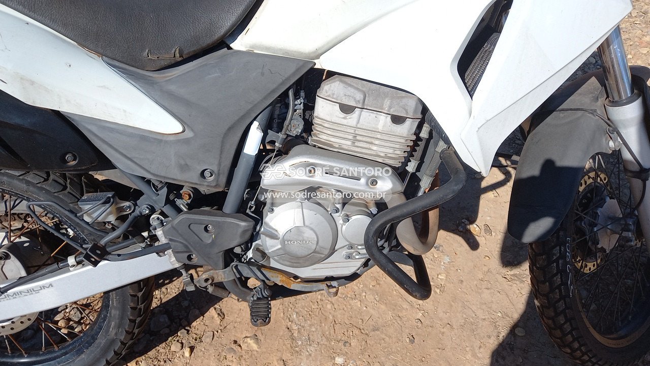Foto 6 de 13: HONDA - XRE 300 2016/2016