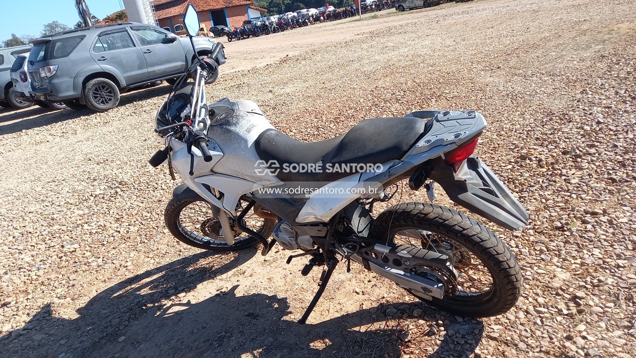 Foto 2: HONDA - XRE 300 2016/2016