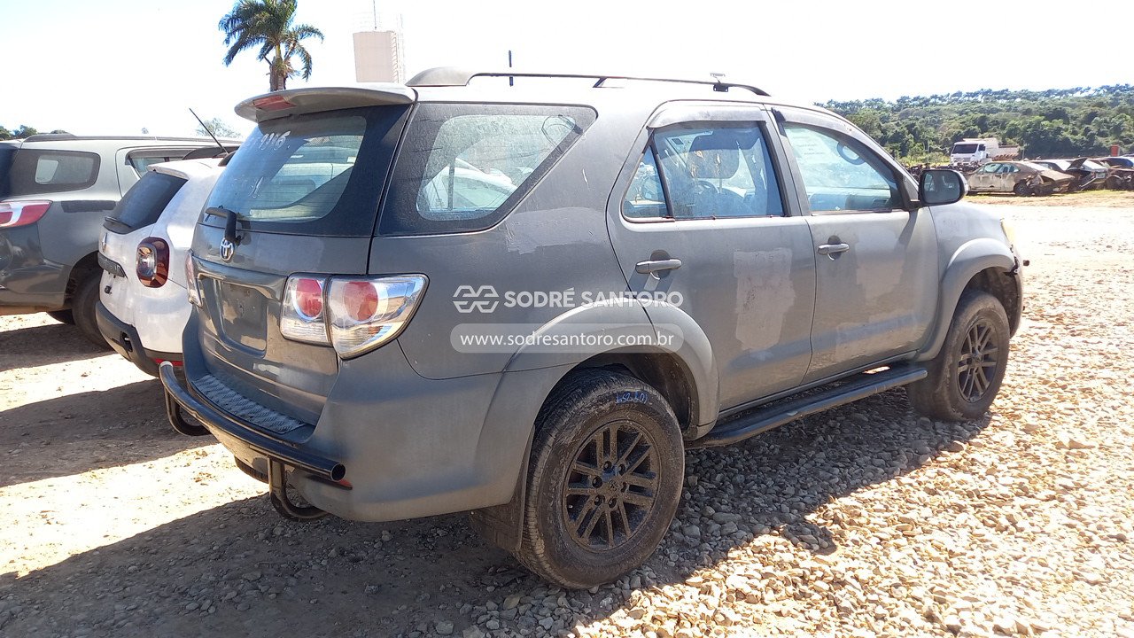 Foto 4: TOYOTA - HILUX SW4 4X2SR 2014/2014