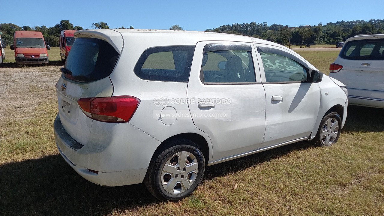 Foto 4: CHEVROLET - SPIN 1.8L MT LS E 2019/2020
