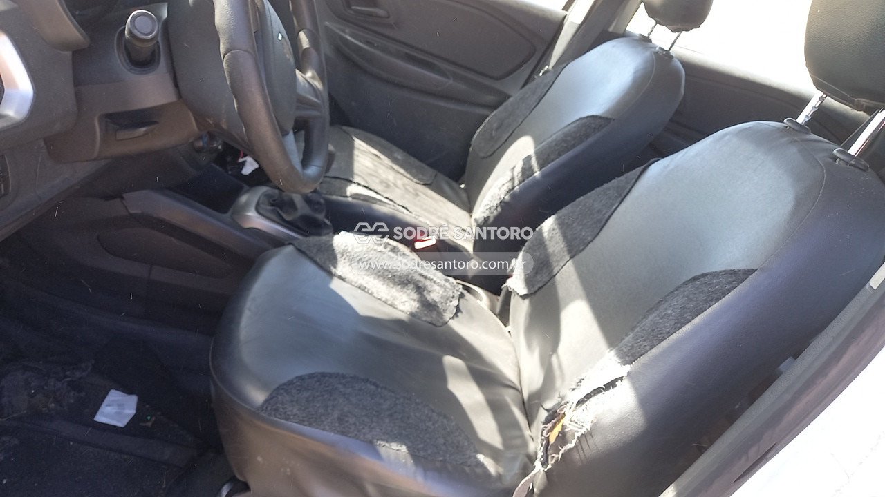 Foto 8 de 13: CHEVROLET - SPIN 1.8L MT LS E 2019/2020