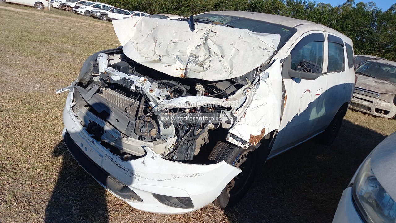 Foto 3: CHEVROLET - SPIN 1.8L MT LS E 2018/2019