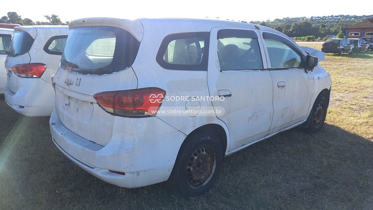 Foto 4: CHEVROLET - SPIN 1.8L MT LS E 2018/2019