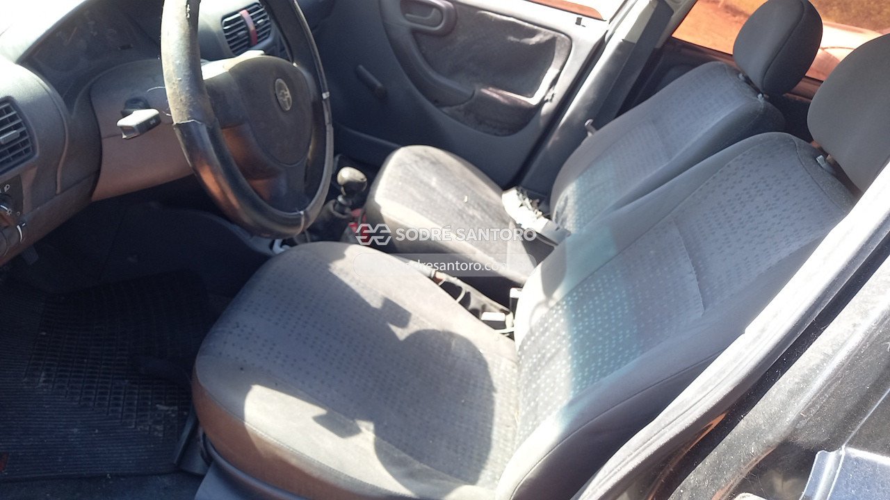 Foto 8 de 13: CHEVROLET - CORSA HATCH MAXX 2010/2011