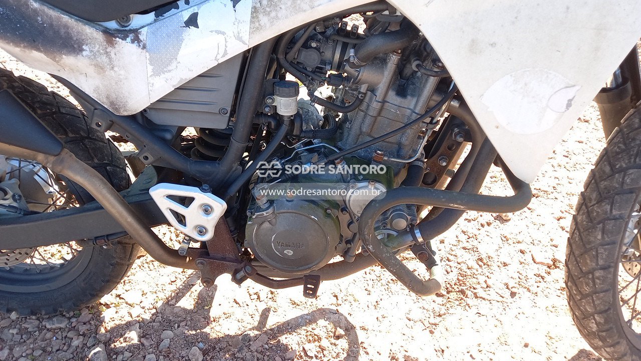 Foto 6 de 13: YAMAHA - XT 660R 2016/2017