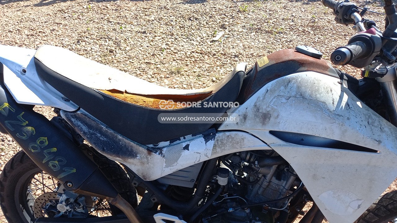 Foto 8 de 13: YAMAHA - XT 660R 2016/2017