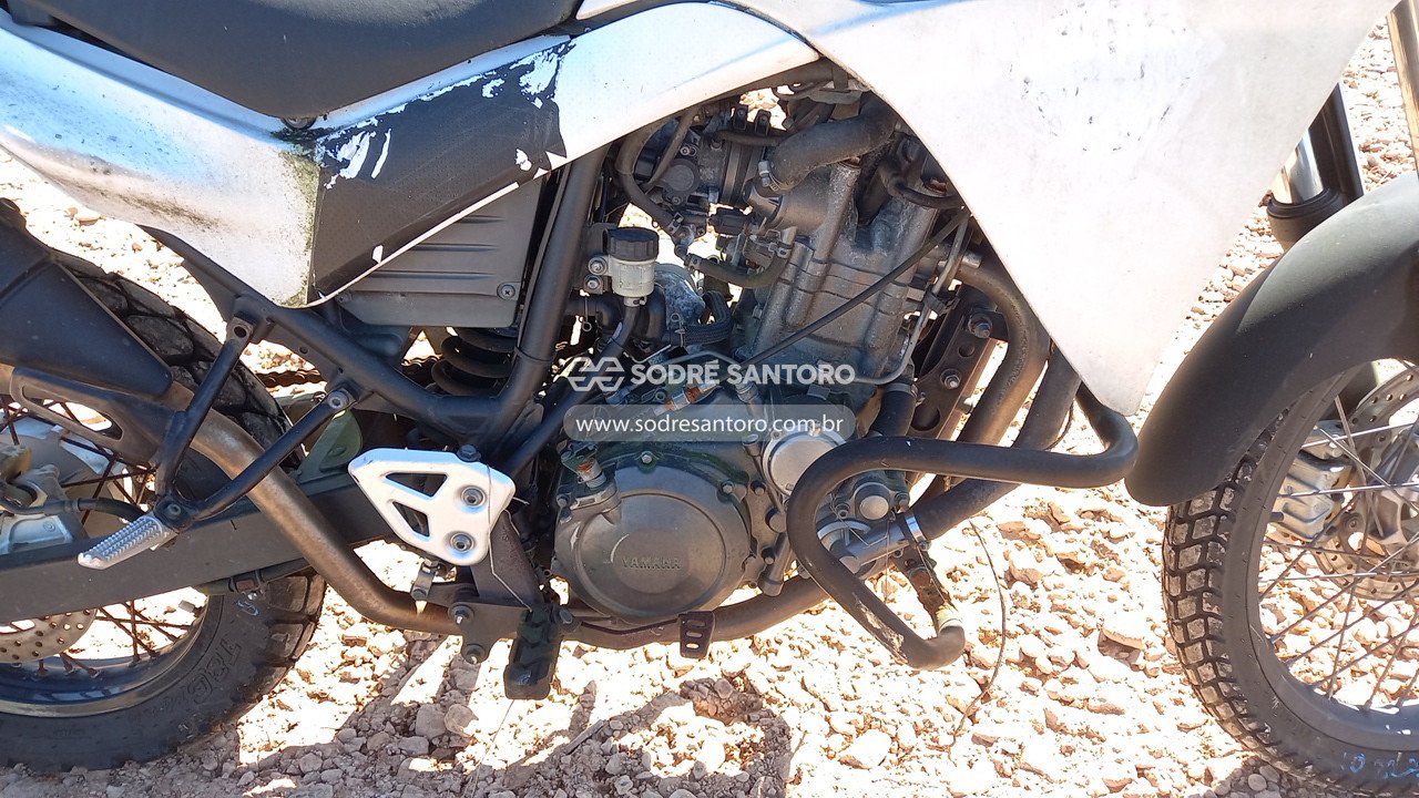 Foto 6 de 13: YAMAHA - XT 660R 2016/2017