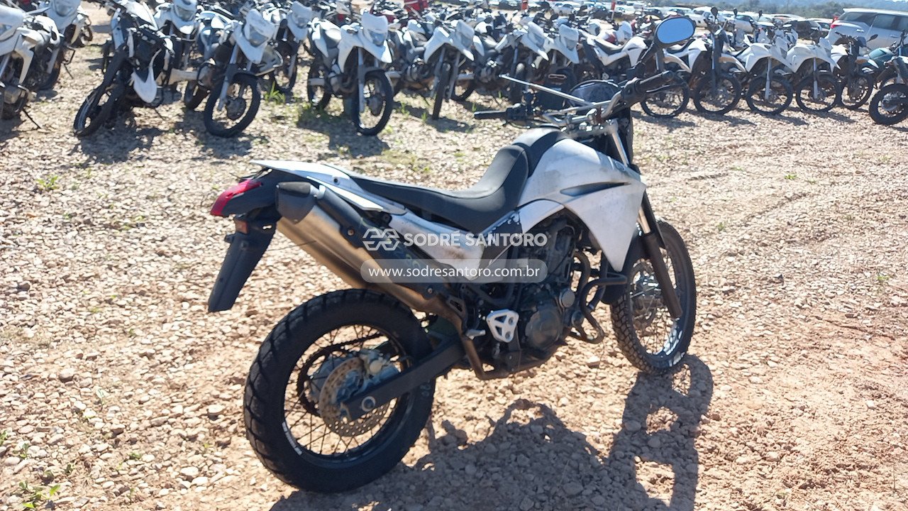 Foto 12 de 13: YAMAHA - XT 660R 2016/2017