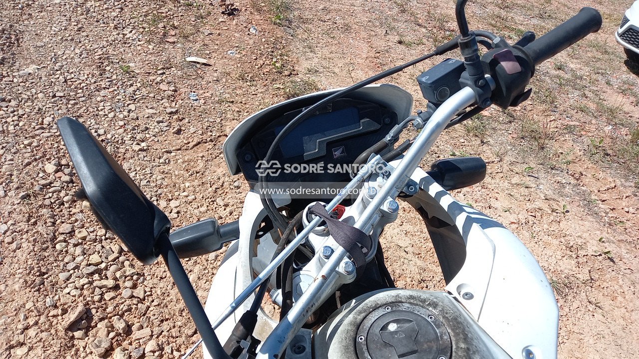 Foto 7 de 13: HONDA - XRE 300 2016/2016