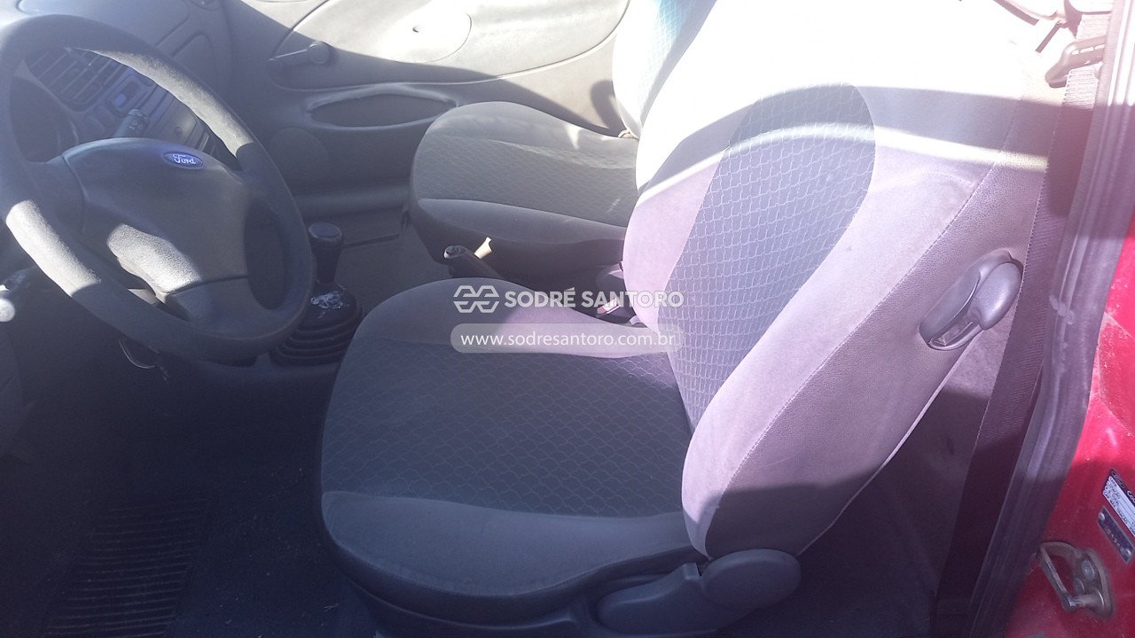 Foto 8 de 13: FORD - COURIER 1.6 L 2000/2000