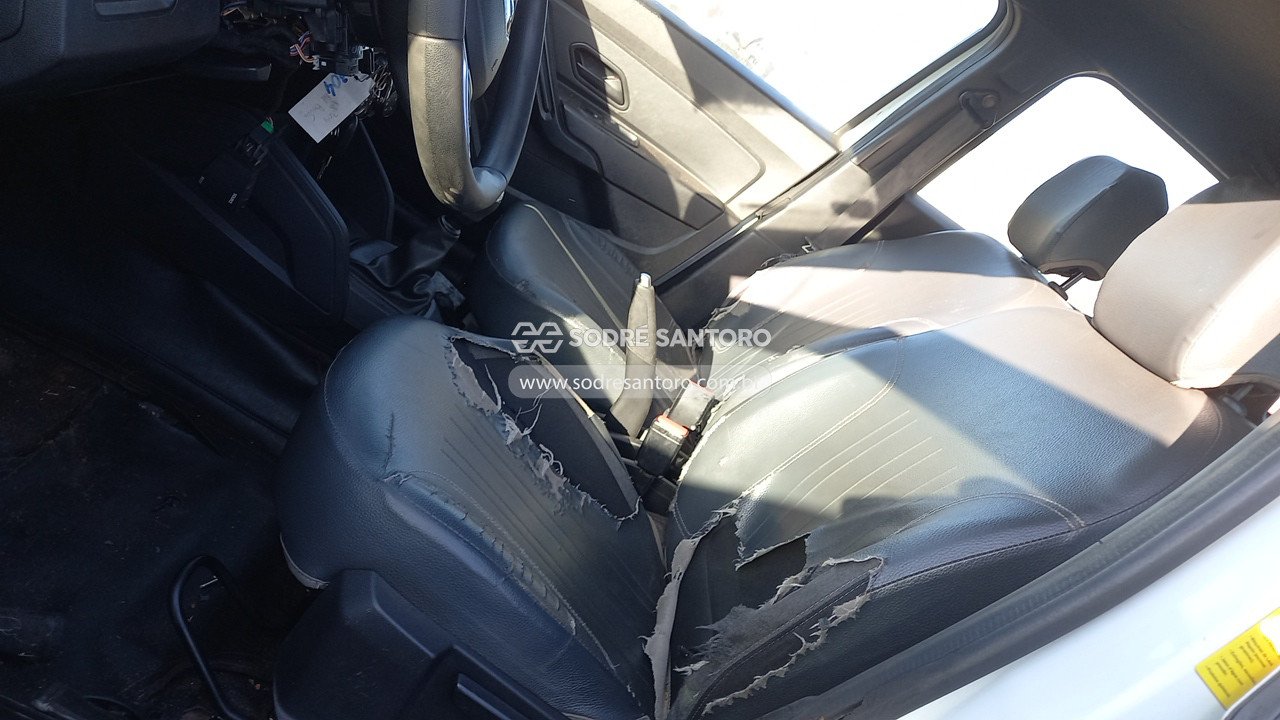 Foto 8 de 13: RENAULT - DUSTER ZEN 16 2020/2021