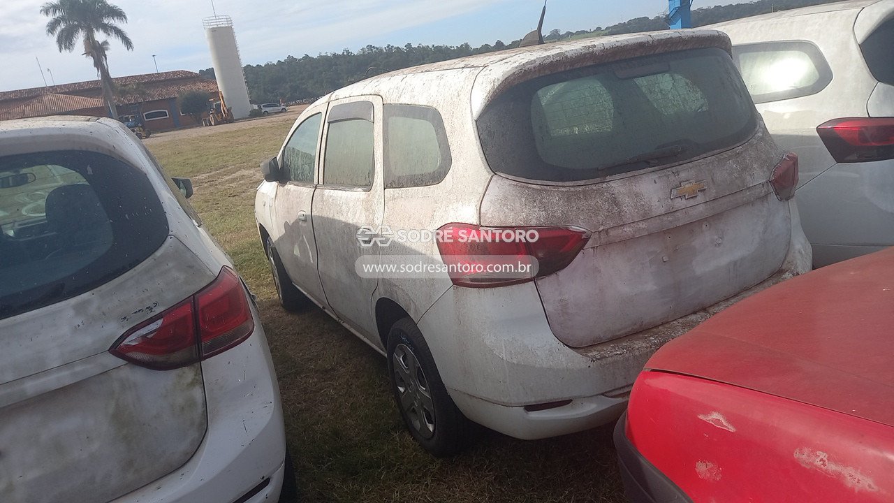 Foto 2: CHEVROLET - SPIN 1.8L MT LS E 2018/2019