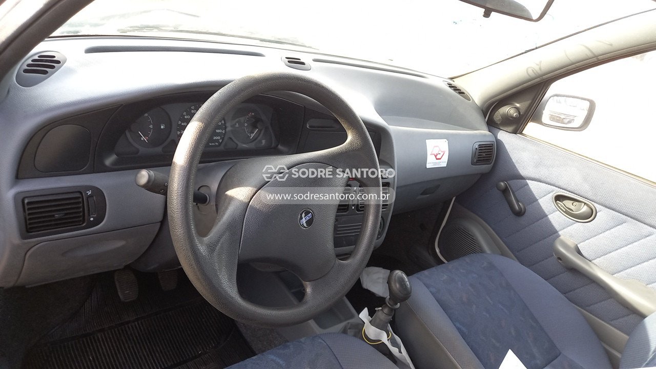 Foto 6 de 13: FIAT - PALIO WEEKEND ELX 2000/2000