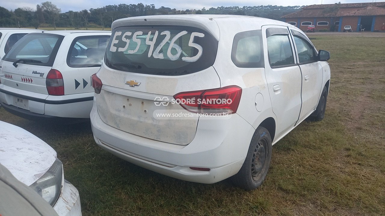 Foto 4: CHEVROLET - SPIN 1.8L MT LS E 2019/2020