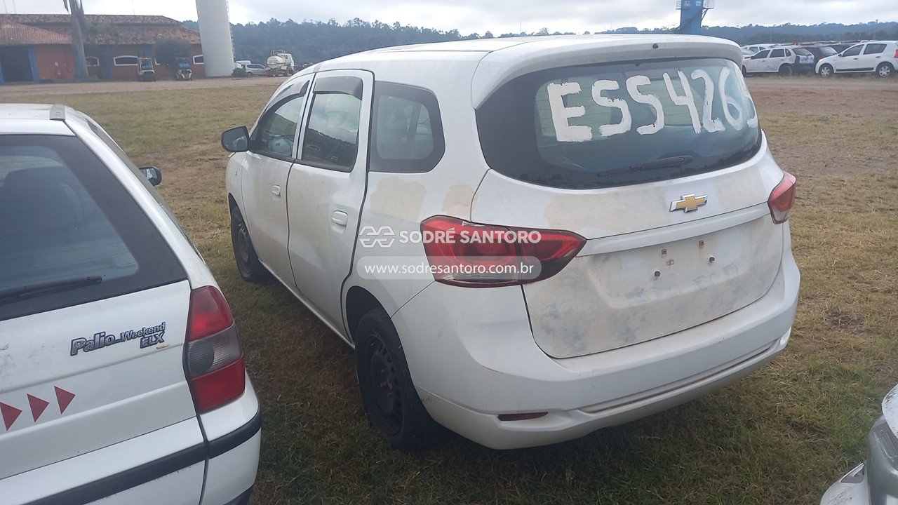 Foto 2: CHEVROLET - SPIN 1.8L MT LS E 2019/2020