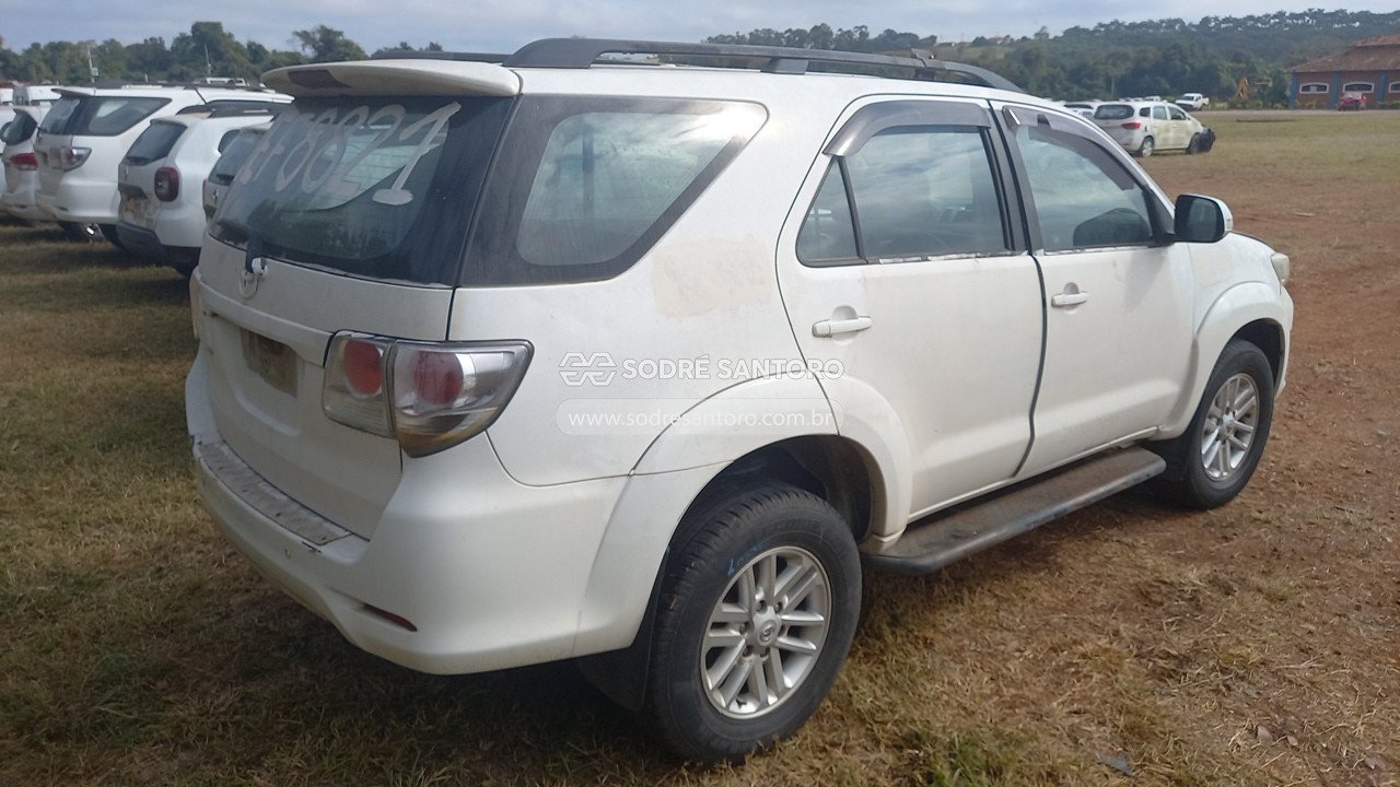 Foto 4: TOYOTA - HILUX SW4 4X2SR 2014/2014
