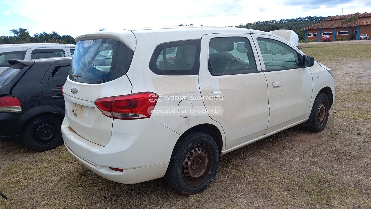 Foto 4: CHEVROLET - SPIN 1.8L MT LS E 2019/2020
