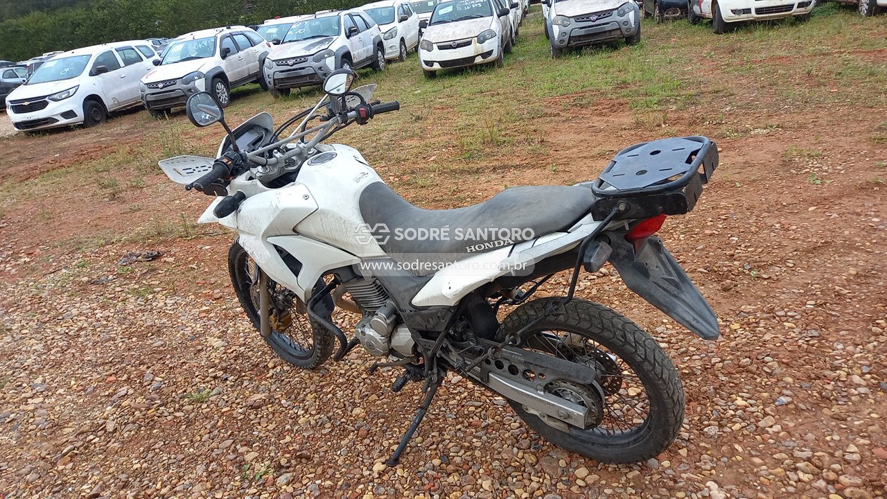 Foto 2: HONDA - XRE 300 2016/2016