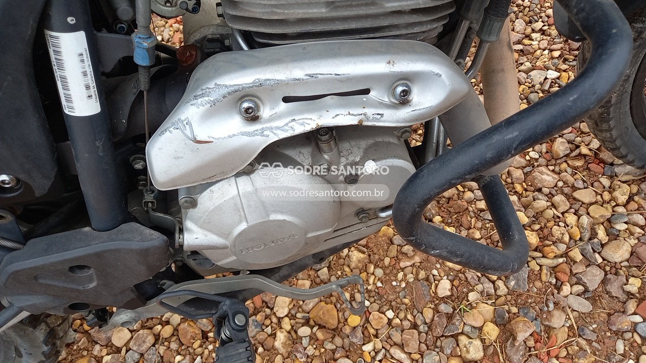 Foto 10 de 13: HONDA - XRE 300 2016/2016