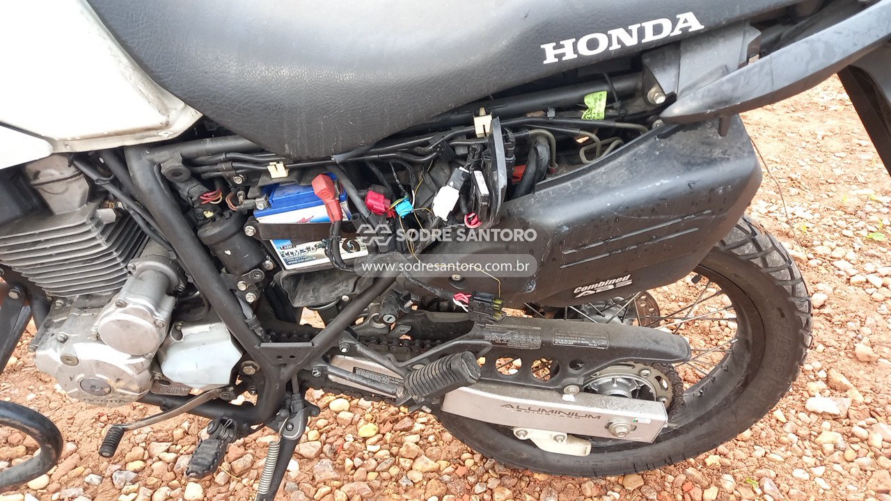 Foto 8 de 13: HONDA - XRE 300 2018/2018