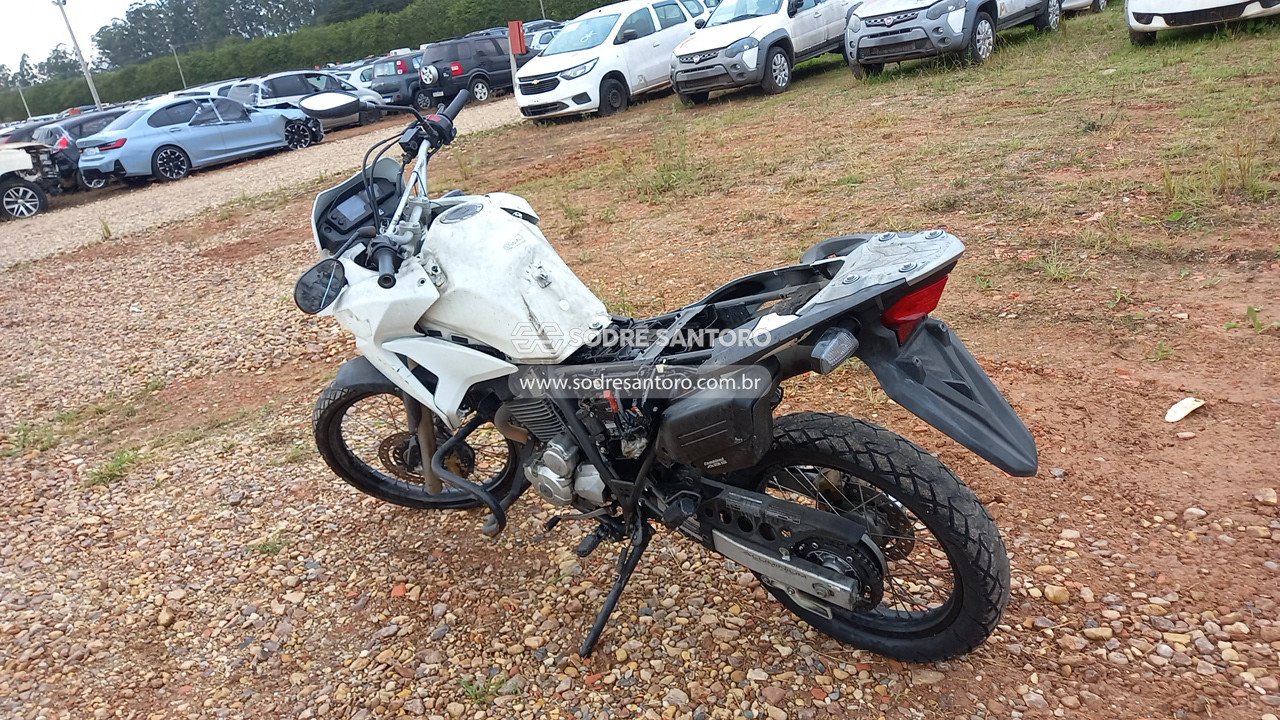 Foto 2: HONDA - XRE 300 2018/2018