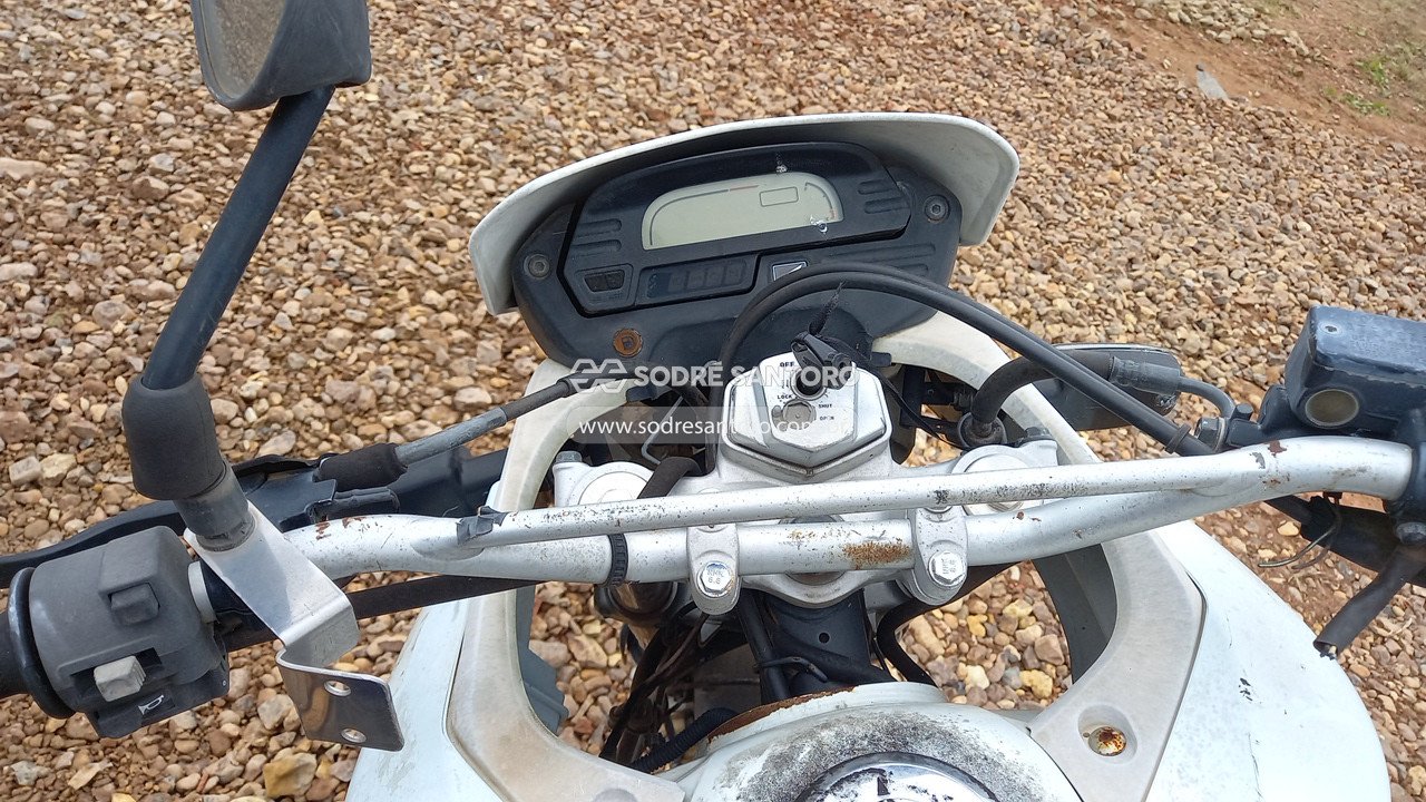 Foto 7 de 13: HONDA - XRE 300 P 2014/2014